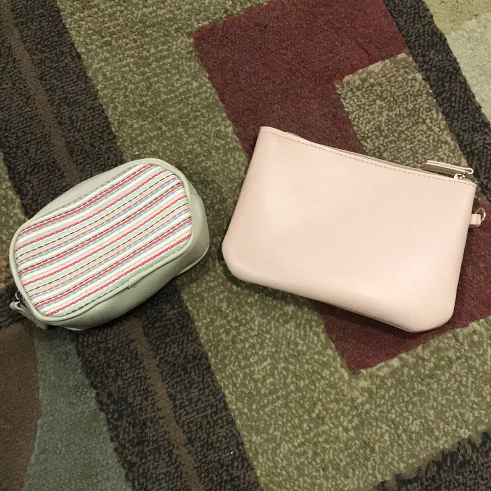 Cosmetic bags
